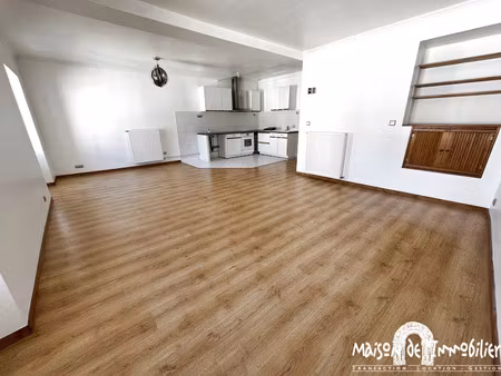 location appartement 2 pièces 54 m² à cognac (16100)  536 €