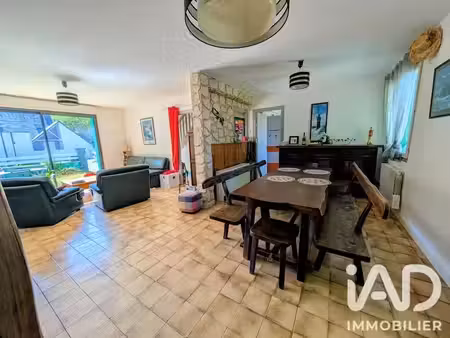 location meublée maison 7 pièces 127 m² à saint-yvi (29140)  1 150 €