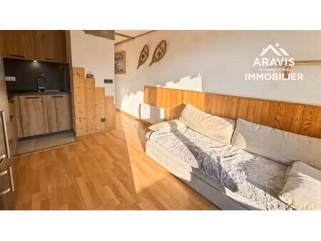 studio cabine meublé avec balcon