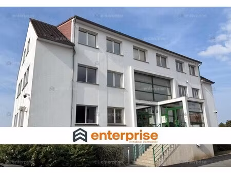 location bureaux 210 m²
