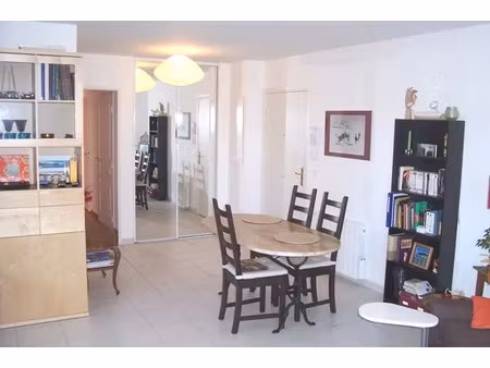 location appartement 2 pièces 64 m² à francheville (69340)