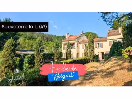 maison de 360 m² à sauveterre-la-lemance