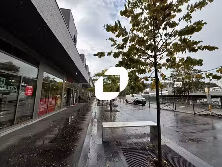 location commerce ville d avray 92410 53m²
