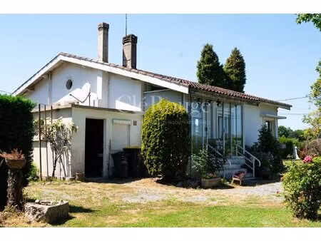 monségur - belle maison de plein pied à courte distance de monségur
