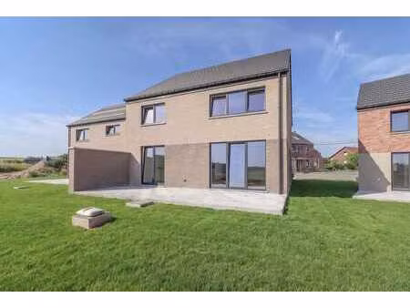 villa neuve