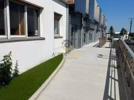 location appartement t1 à bressuire (79300) : à louer t1 / 396m² bressuire