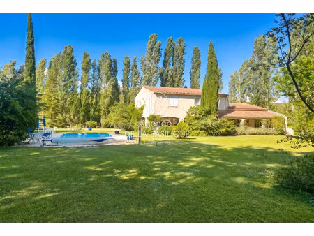 maison de luxe à vendre à tourves