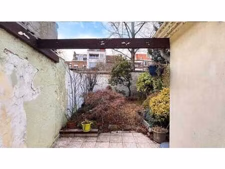 anderlecht -- maison de 146m² 4 chambres a rénover -- peb f