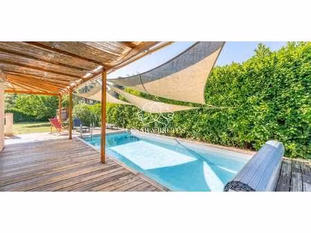 maison avec piscine et jardin curis-au-mont-d’or (69)