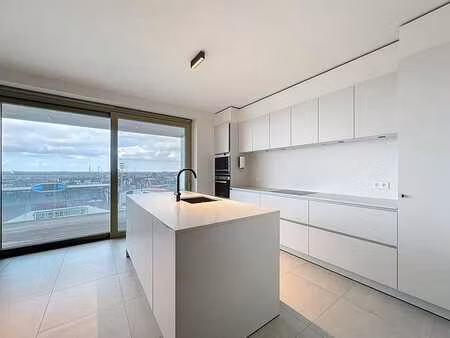 appartement met ruim terras waterfront waregem