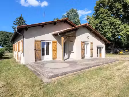 en exclusivité  à moins de 10 minutes de riom et 20 minutes de clermont-ferrand