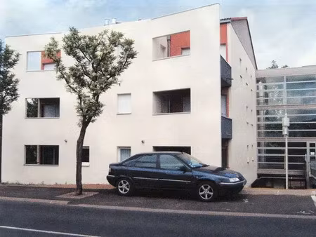 location appartement 3 pièces 73 m² à issoire (63500)