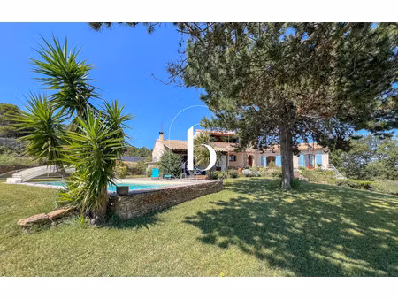 villa de luxe à vendre à saint-alexandre