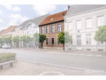 commerce avec appartement