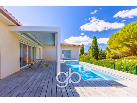 maison de luxe à vendre à sommières