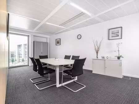 bien professionnel à louer à etterbeek € 5.857 (lqnnd) - iwg | zimmo