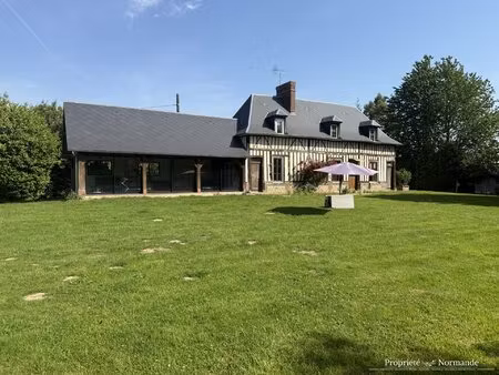 élégante maison normande avec piscine intérieure  à 10 minut