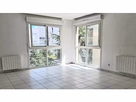 vente appartement 4 pièces 82 m² villeurbanne (69100)