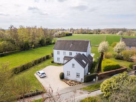 villa à vendre avec terrasse et jardin   limelette (rbw57833)