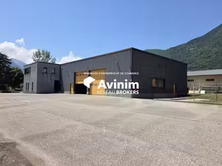 vente entrepôt saint-ferréol 74210 780m²