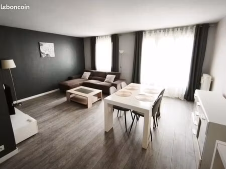 appartement 3 pièces 62m² meublé centre ville avec parking