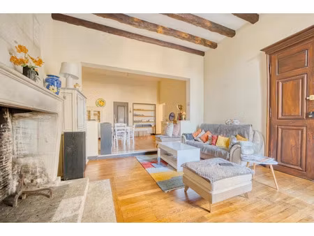 vente appartement 3 pièces 94 m² à saintes (17100)  199 000 €