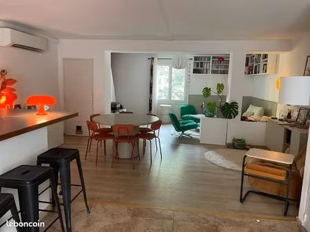maison climatisée avec terrasse