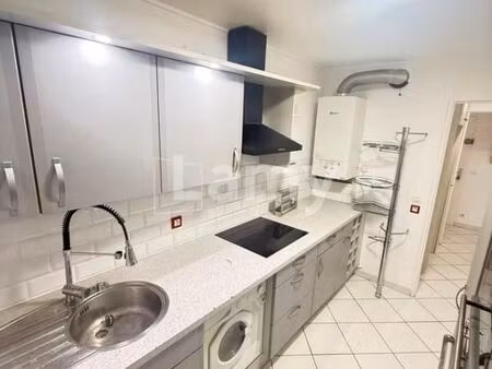 appartement 3 pièces 82 m²