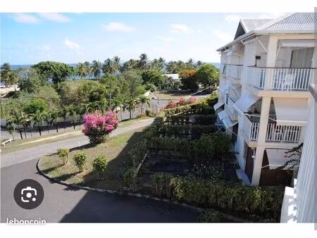 studio meublé avec belle terrasse fermée en location