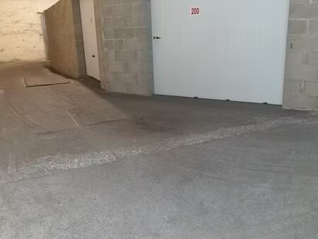 box 110m²