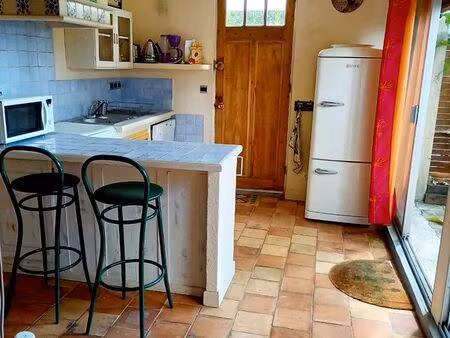 appartement meublé avec terrasse toutes charges comprises