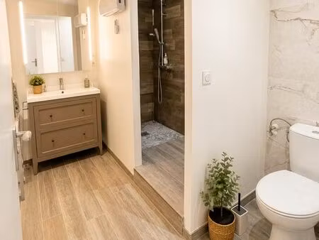 maison 120 m² – 4 chambres – entièrement rénovée – gare à 2 min – paris 40 min / disneylan