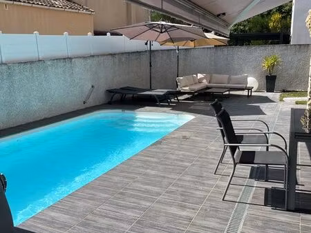 maison individuelle de 133m2 avec piscine sur un terrain de 365m2