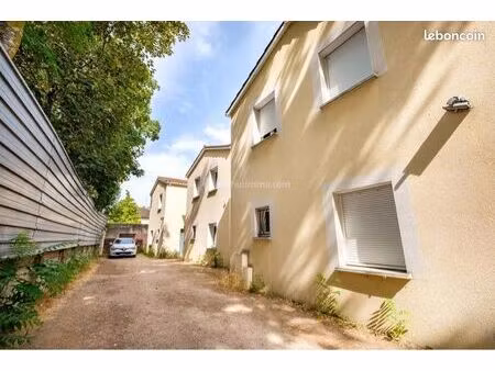 lotissement de 4 maisons. idéal investisseurs ou patrimonial