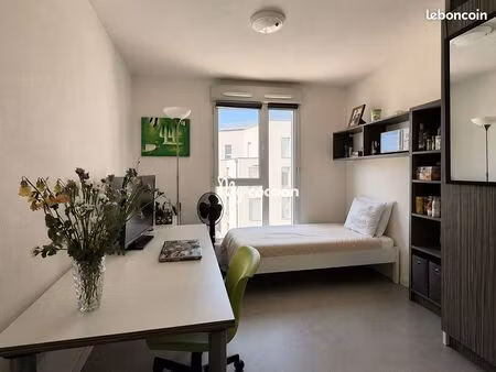 studio 1 pièce 17 m²