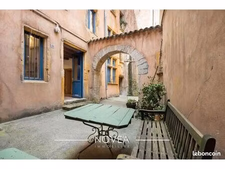 studio 1 pièce 36 m²