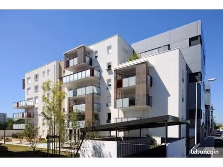 appartement 3 pièces 2015 avec terrasse