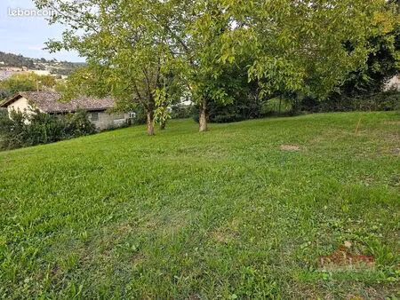 terrain 630 m² saint-romain-en-gal