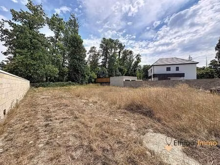 terrain constructible viabilisé à vendre