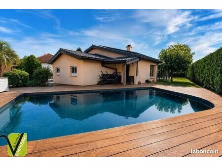 maison 7 pièces 147 m²