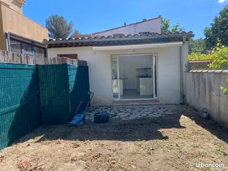 v petite maison  plus studio t1