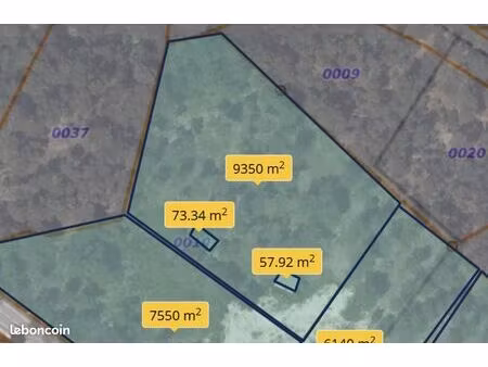 propriété de 9 350 m² avec bâtiments de 130 m² – pays d'aix