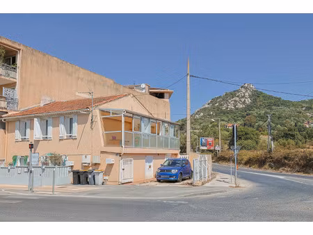 vente maison 4 pièces 101 m² hyères (83400)
