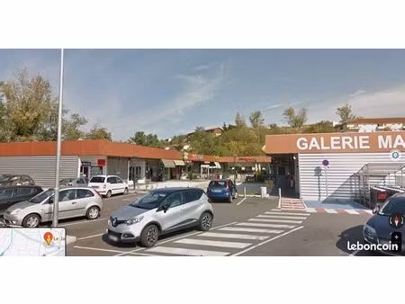 loue local commercial 55m² dans c. commercial