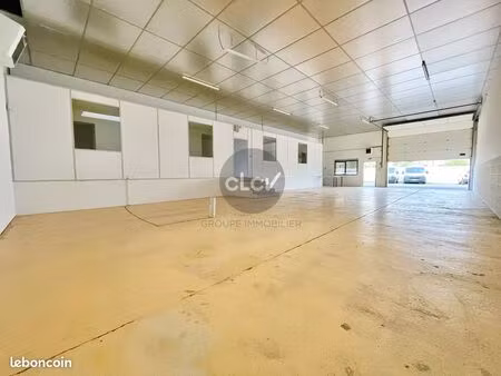local 300 m² villeurbanne