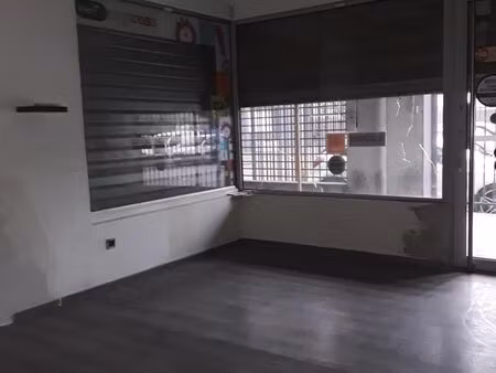 local commercial 54 m²
