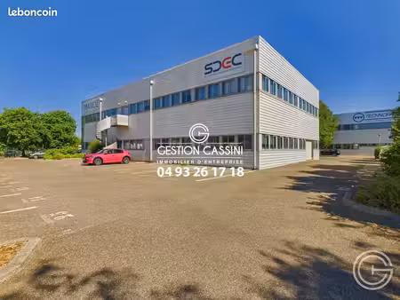 local 330 m² rousset