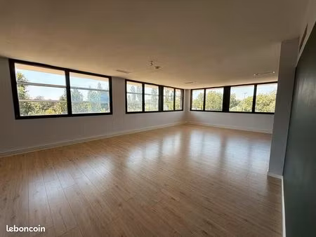 bureaux 113 m² aix-en-provence