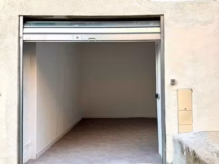 vend mur local commercial/bureau/stockage