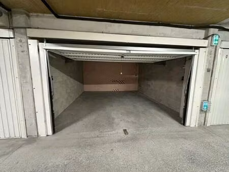 parking à louer